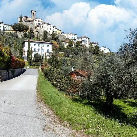 Cozy House In The Heart Of Tuscany